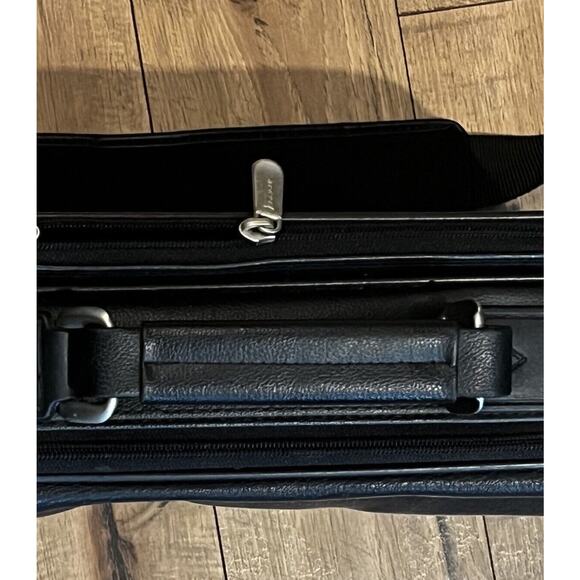 TARGUS LEATHER COMPUTER LAPTOP BRIEFCASE CARRY BAG WITH IDENTIFICATION TAG - Picture 3 of 13
